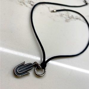 David Yurman Circle Amulet Necklace (Bag included)